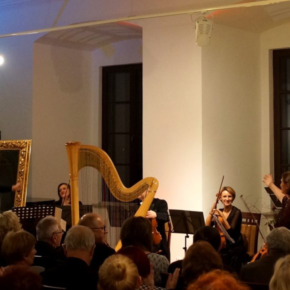 Prawykonanie wersji kameralnej mozartowskiego koncertu na flet i harfę