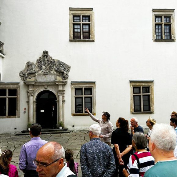 Spacer „Zamek w Szydłowcu. Historia. Architektura. Sztuka”