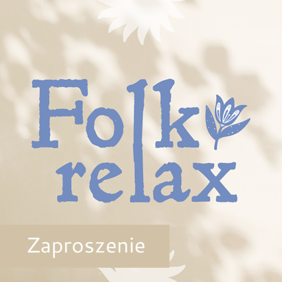 Na beżowym tle w środkowej części grafiki jasnofioletowy napis w dwóch liniach - Folkrelax